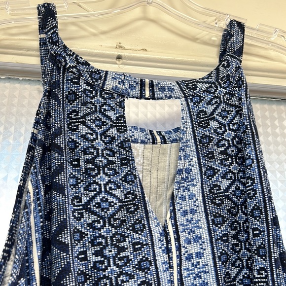 NEW & BEAUTIFUL JOAN VASS DRESS SIZE S - Picture 9 of 14